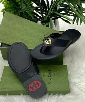 Original GUCCI Slippers Available in Store