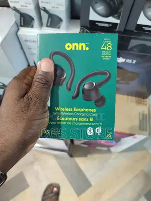 Onn Wireless Earphones With Wireless Charging Case