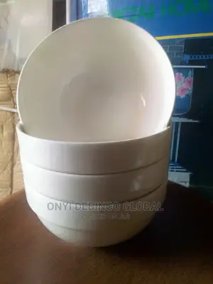 6pcs Breakable Soup Bowls Set Medium Size.