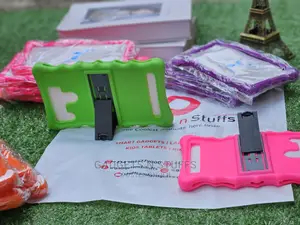 7 Inches Universal Standing Silicon Pouch for Children Tabs
