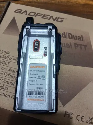 Baofeng Uv-82 Walkie-Talkie Radio