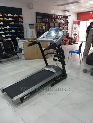 Outshine 2.5hp Supermax Treadmill