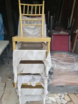High Quality Modern Chiverly Chair