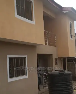 3bdrm Block Of Flats In Adebiyi, Ipaja For Sale