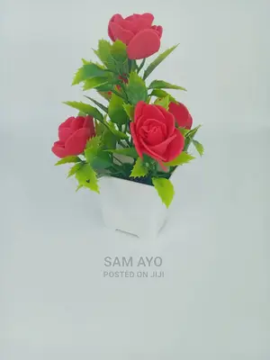 Mini Artificial Flower Pot Deco