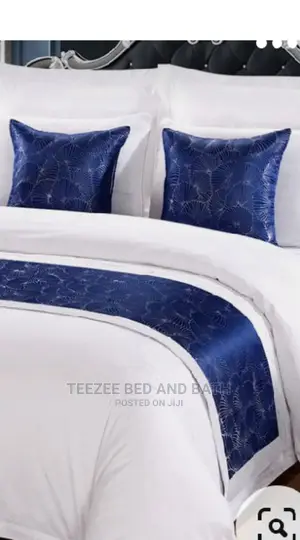 Cotton White Duvet Sets With Bed Throws