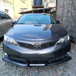 Toyota Camry 2012 Gray
