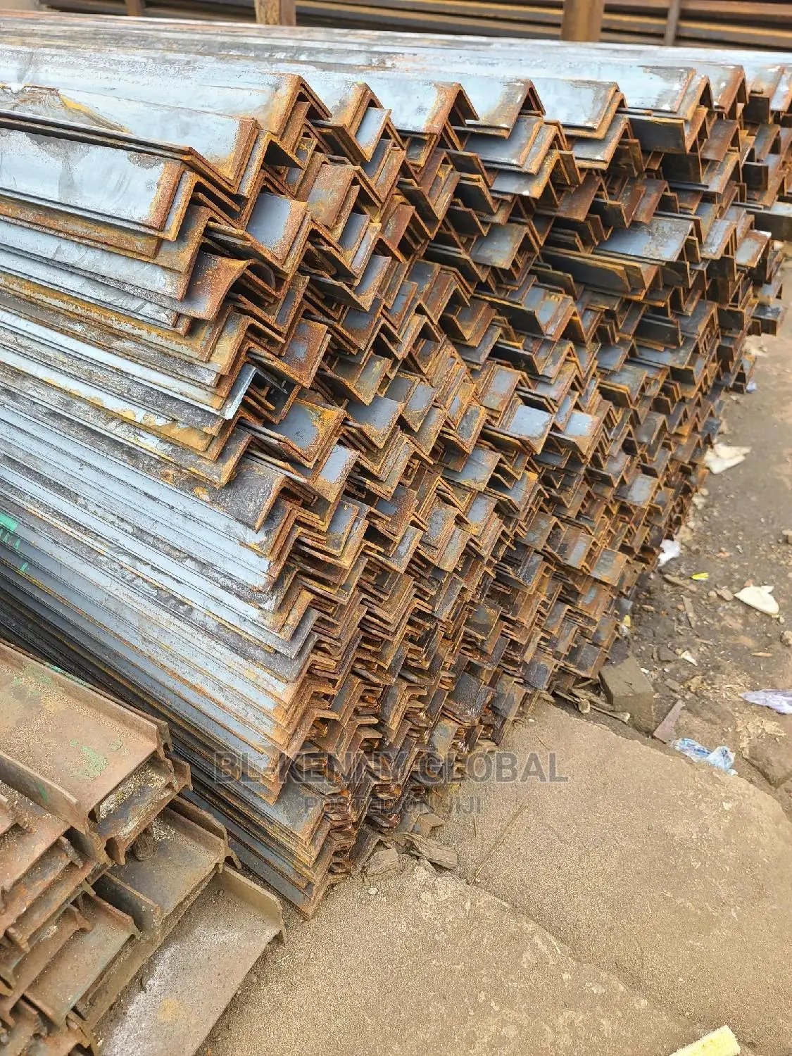 60x60x5mm Angle Iron (2"X5mm)