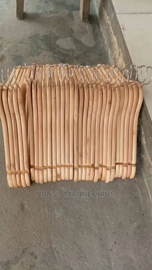 Wooden Clothes Hangers for Hanging Clothes