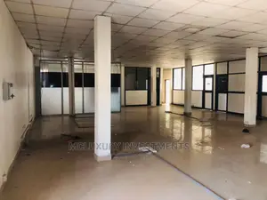 A Detached Bq With a Bank Space Letting Out