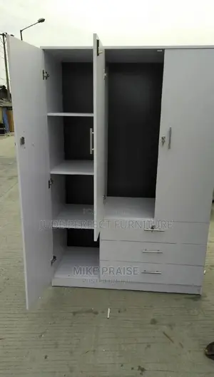 4*6ft Wardrobe