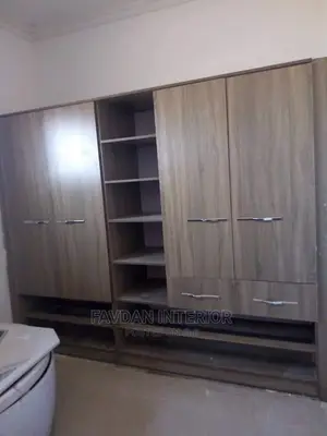 House Furnishing Quality Wardrobe