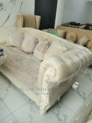 Eleganza Sofa