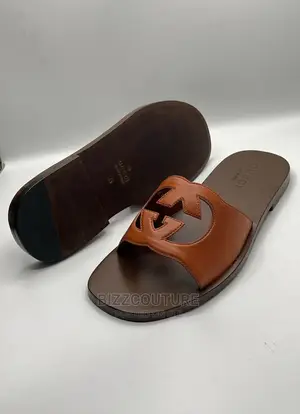 Original GUCCI Slippers Available in Store