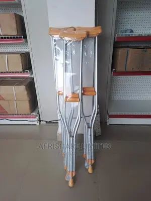 Underarm Crutches