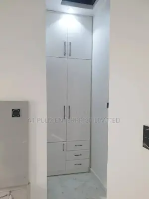 Mini Full Height Wardrobe W1000 X H3000 in HDF High Gloss
