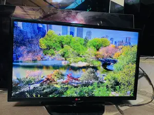 32 Inches LED LG Tv