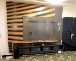 Recessed Tv Wall Cladding H2.7mxw2.7m With Horizontal Strips