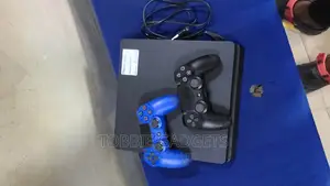 Uk Used Playstation 4 Slim With 2 Pads And 9 Games