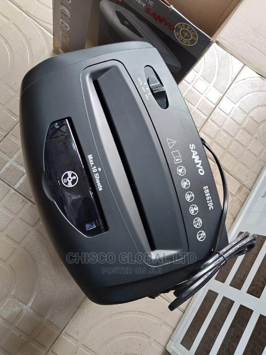 Shredder Machine (Sanyo)