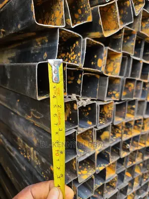11⁄2x11⁄2x1mm Square Pipe (40x40)