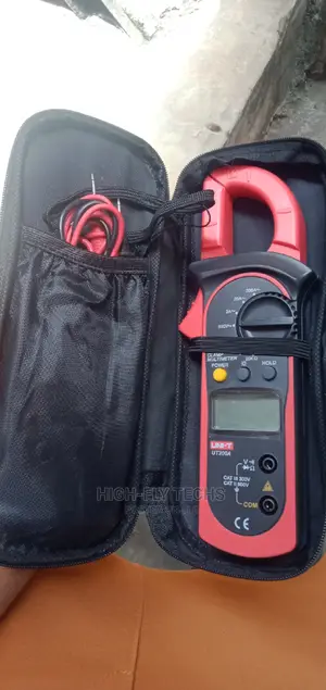 Uni-T 200A Digital Clamp Multimeter