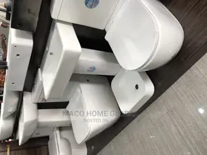 Complete Set Water Closet Toilet Seat