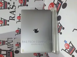 Laptop Apple MacBook 2020 8GB Intel Core I5 SSD 256GB