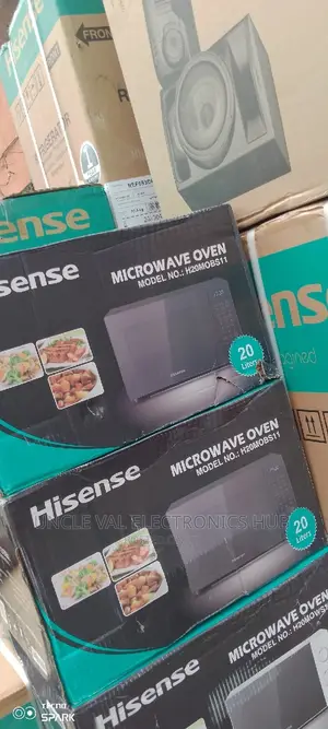 Hisense 20L Black Microwave