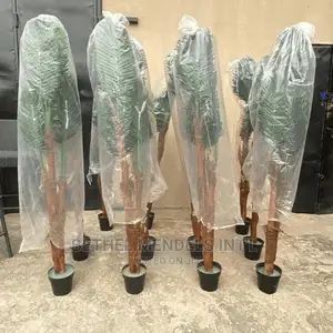 Fake Palm Plants Bulk Sales | Artificial Flowers/Plants Sale