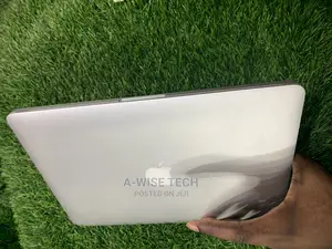 Laptop Apple MacBook Pro 2015 8GB Intel Core I5 SSD 256GB