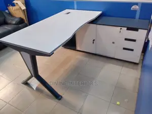 Executive Office Table With Extension