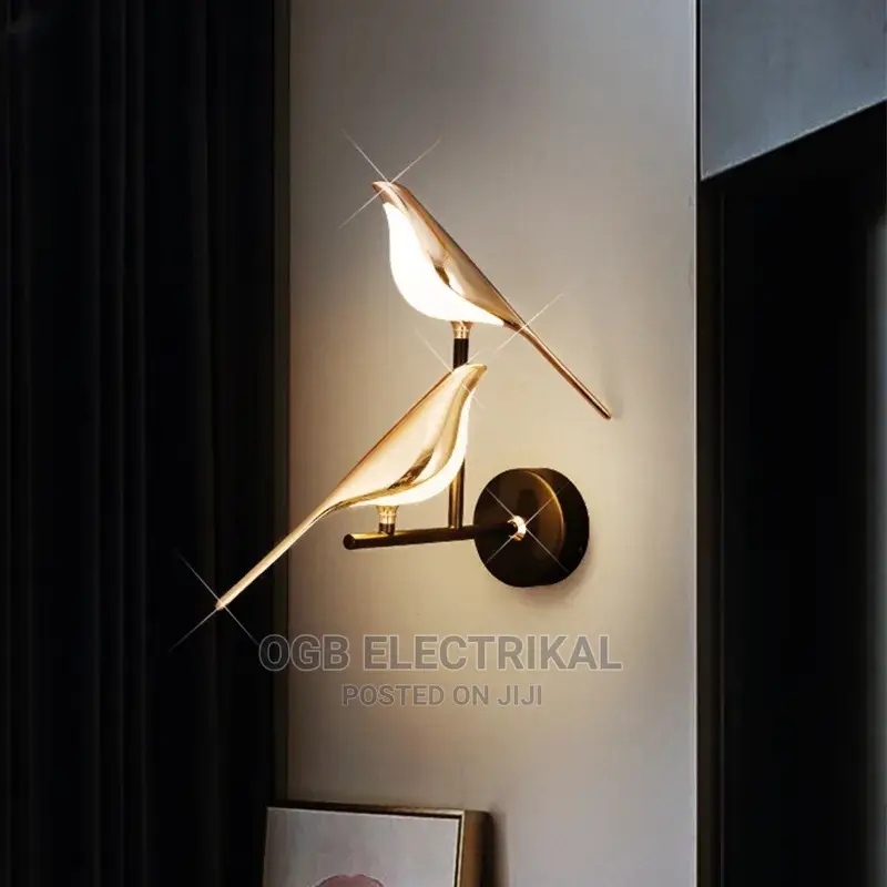 Magpie LED Wall Lamp