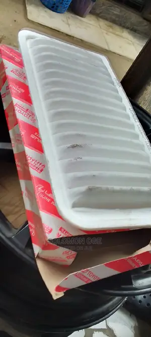 Air Filter Toyota Corolla 06 Model