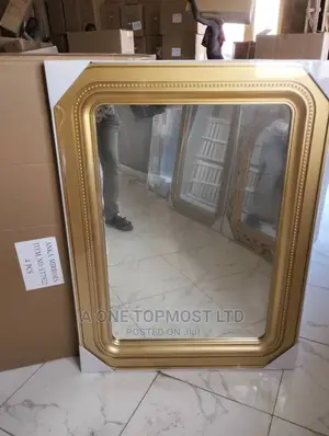 Royal Design Mirror