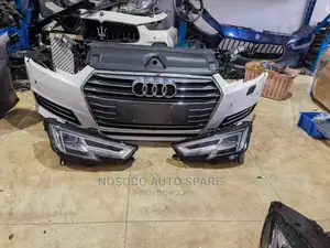 Full Light and Front Bumper Audi A4 2018