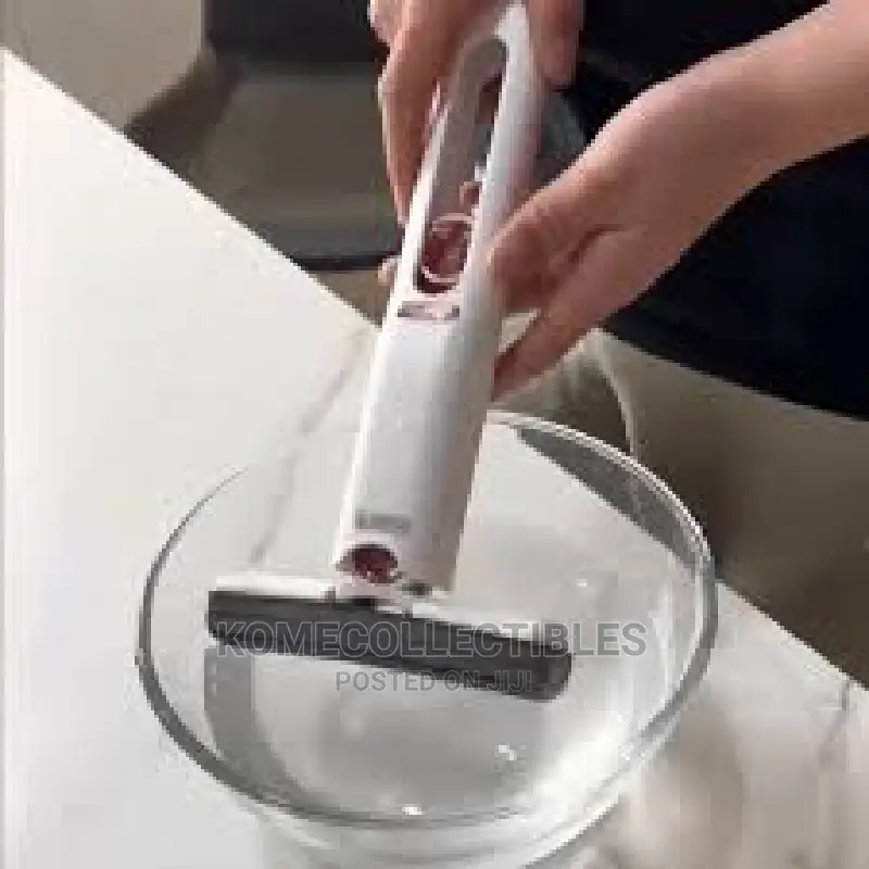 Mini Collapsible Mop