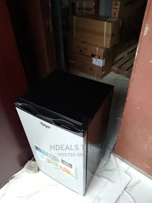 Quality Affordable Royal 90L Table Top Refrigerator