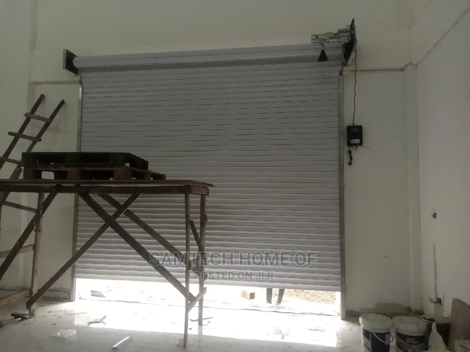 Manual/Automatic Roller Shutter Doors With Automatic Gates
