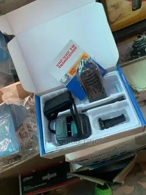 Brand New Motorola Walkie Talkie Gp-366 Standard