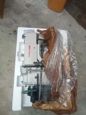 Four Lion Industrial Buttonhole Machine