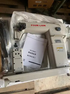Four Lion Post Bed Double Needle Leather Sewing Machine 820
