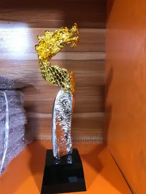 Trophy Award Plaque W26