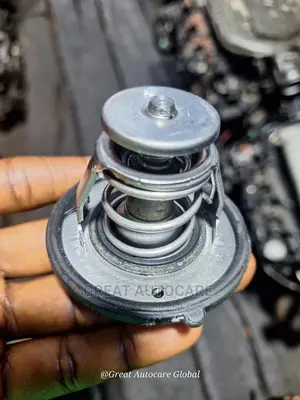 Engine Thermostat for Honda and Acura V6 or 4plugs Models