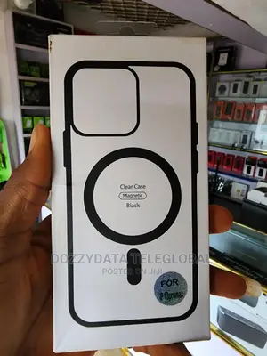 iPhone 13 Pro Max Magnetic Clear Case