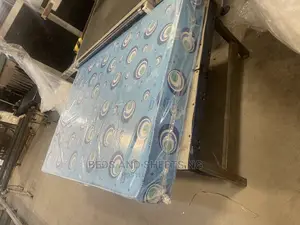 Mouka Comfy 6 by 4.5 by 8