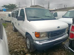 Ford E350 2006 White