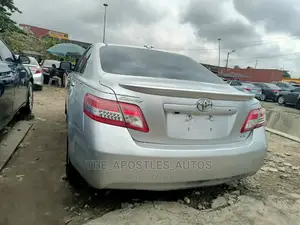 Toyota Camry 2011 Silver