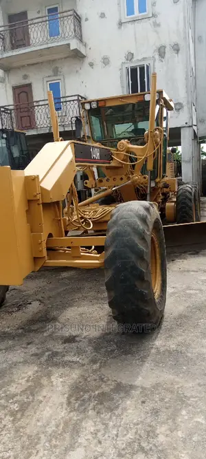 140h Grader