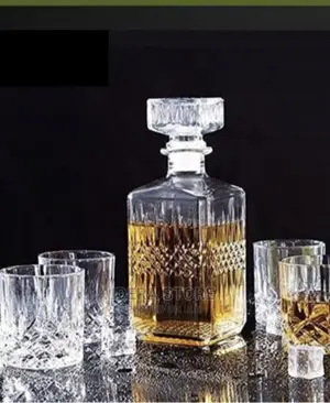 Wine Decanter With Wine Glass Cup